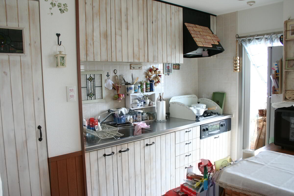 キッチン扉の交換(施工後)