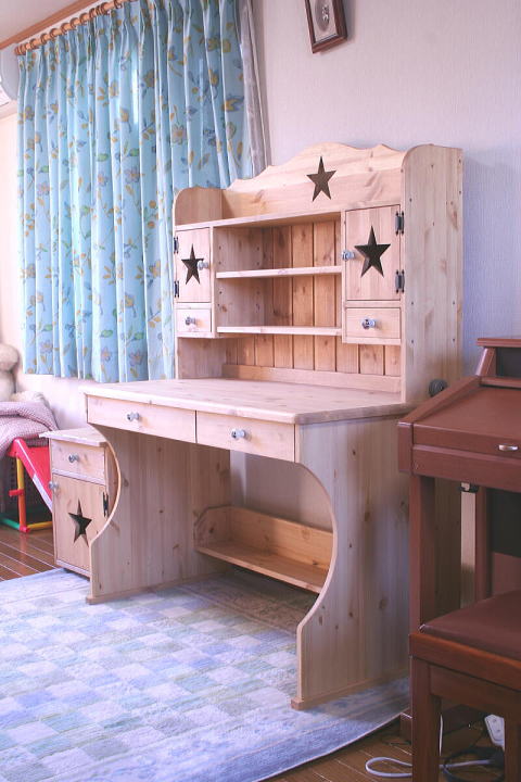 星の学習机